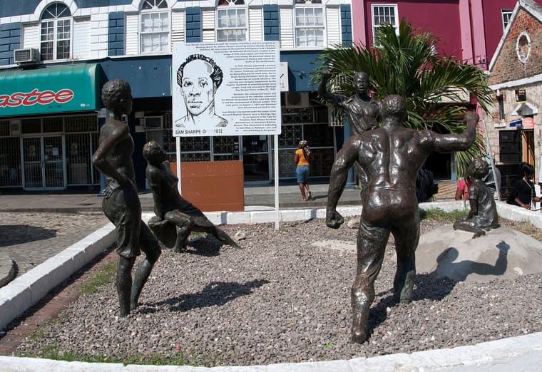 Sam Sharpe Square, downtown Montego Bay